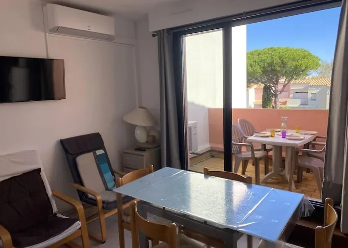 Apartment T2 Avec Piscine Proche Agde